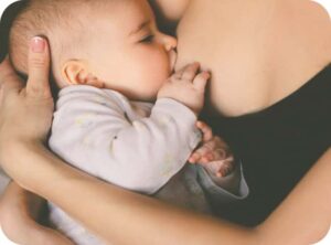 Akuku - karmienie piersia